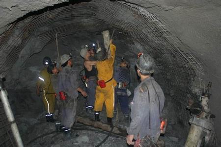 饶河工程爆破中的危险因素分析以及应对工程爆破危险的措施